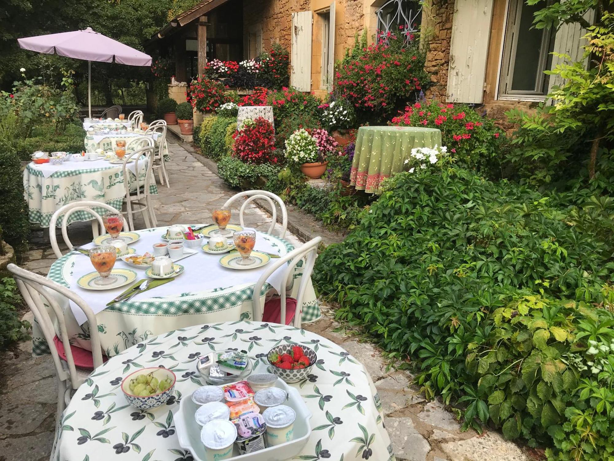 Bed & Breakfast Le Moulin Neuf Saint-Alvere ภายนอก รูปภาพ